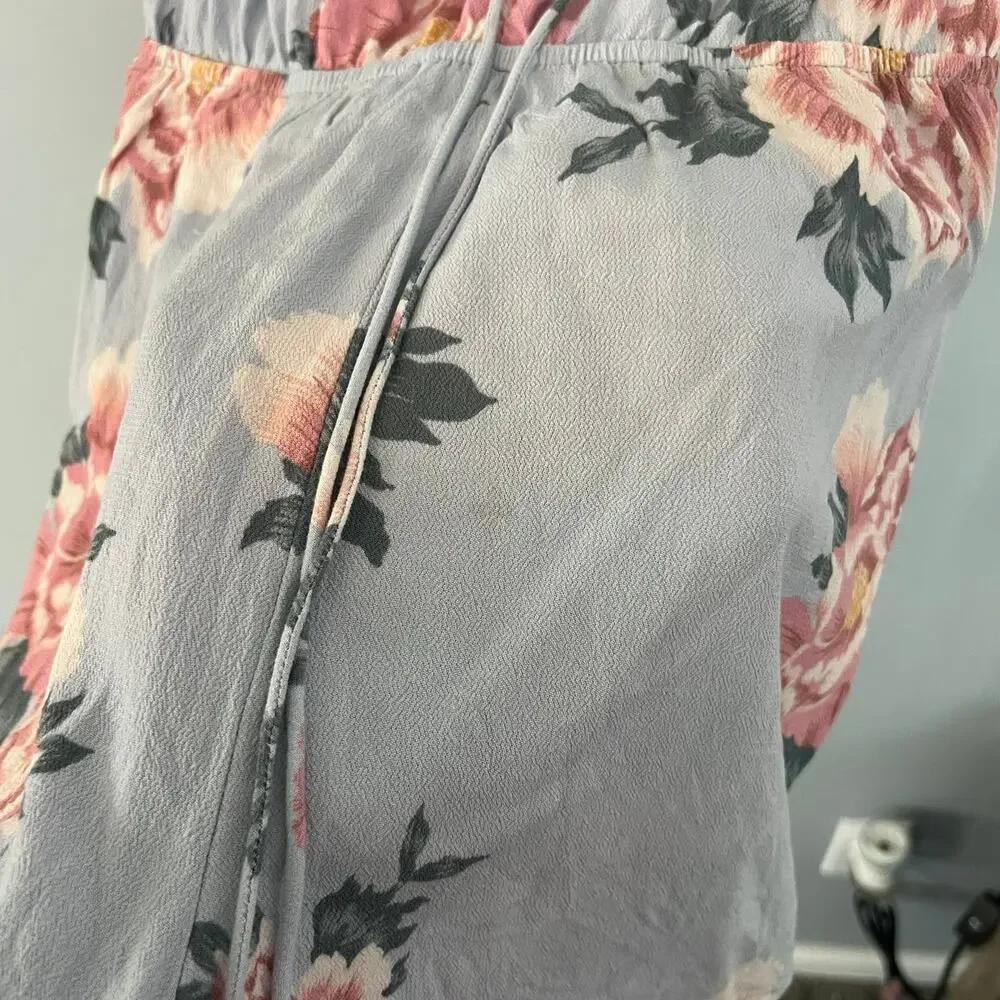 Kendall & Kylie Floral Shorts Romper Women's Size Medium Light Blue & Pink